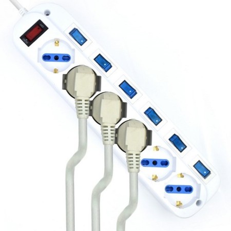 Regleta ewent con 6 tomas shucko con interruptor individual y 5 metros de cable