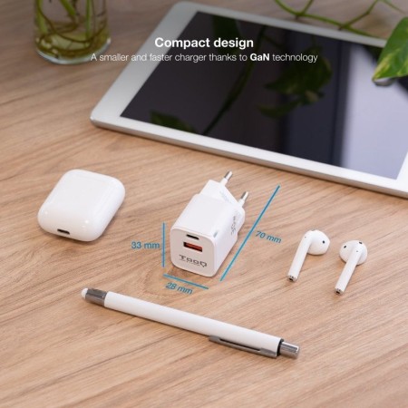 TOOQ Cargador pared GAN USB-C/USB-A 30W