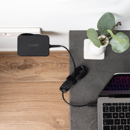 Tooq Cargador portatil GAN USB-C PD 90W Negro