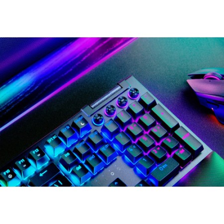 TECLADO RAZER BLACKWIDOW V4 PRO YELLOW SWITCH (USA) (RZ03-04681800-R3M1)