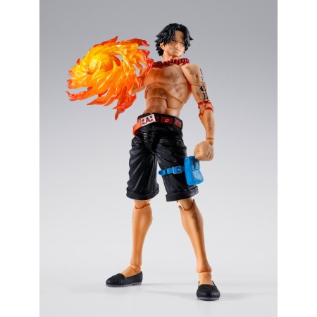 Figura tamashii nationa s.h. figuarts one piece portgas.d.ace -  marineford -