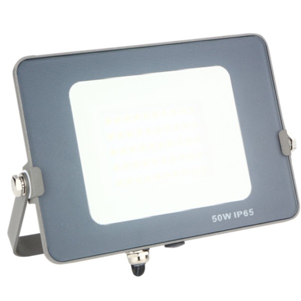 Foco proyector led silver electronics forge ips 65 30w -  5700k luz fria -  2400lm color gris
